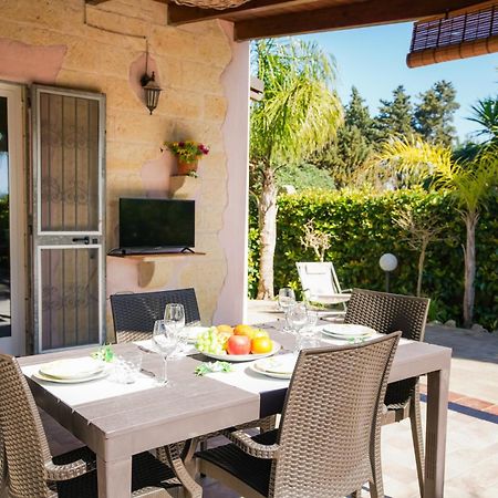 Casa Vacanza Assunta Melendugno Exteriör bild