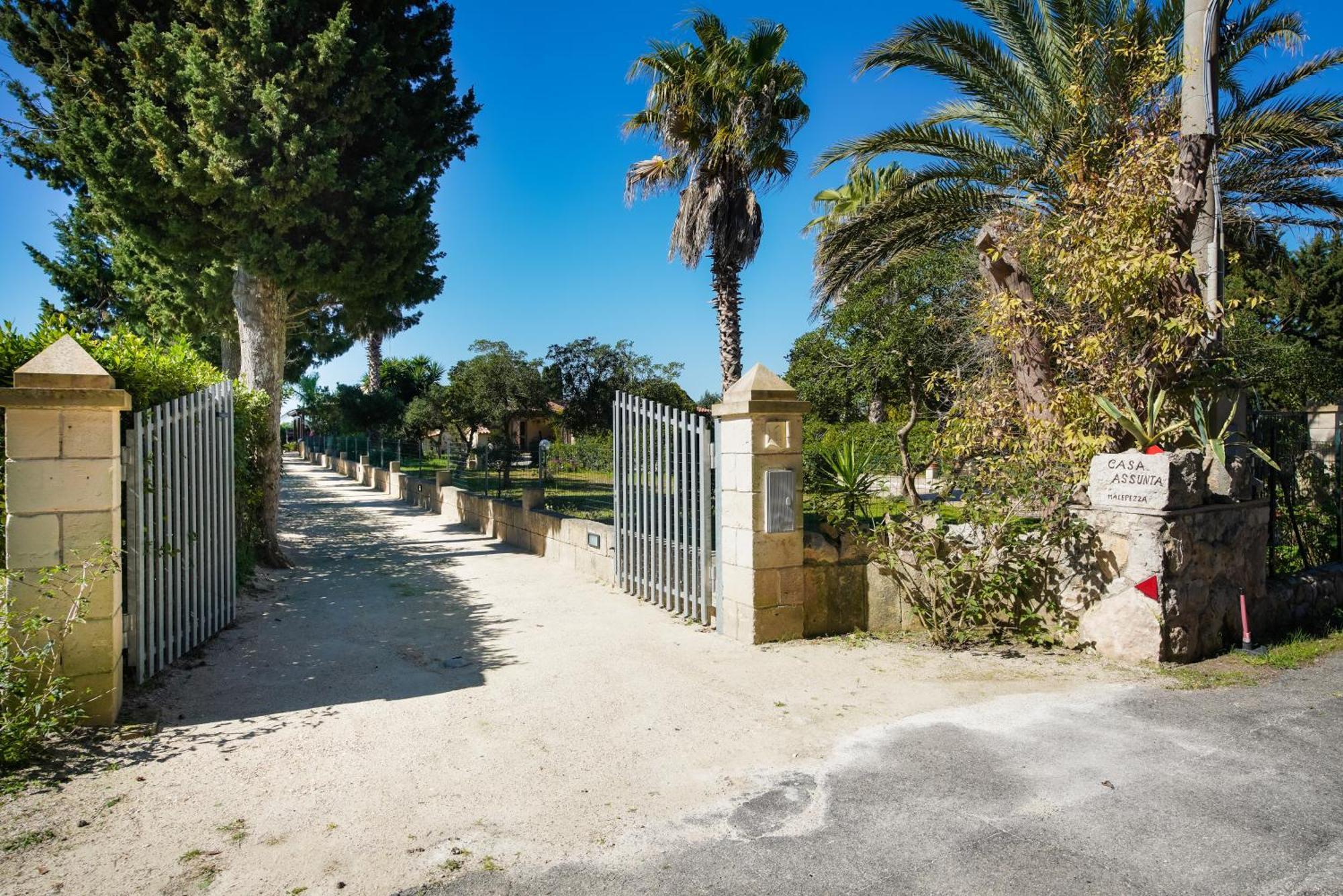 Casa Vacanza Assunta Melendugno Exteriör bild